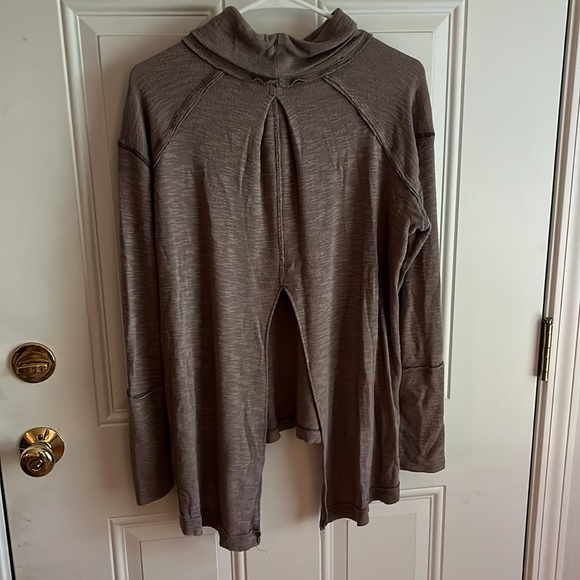 EUC Free People Split Back Turtleneck - Stone - Picture 3 of 11